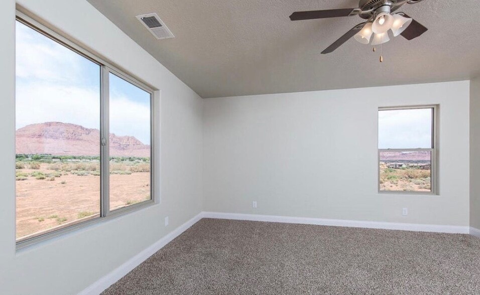 Building Photo - 2501 Bella Vista Drive
