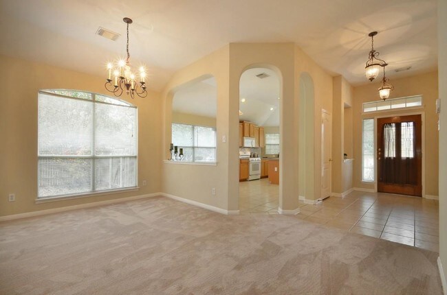 Building Photo - 2000 Maize Bend Dr