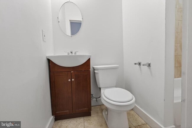 Building Photo - 6040 Market St