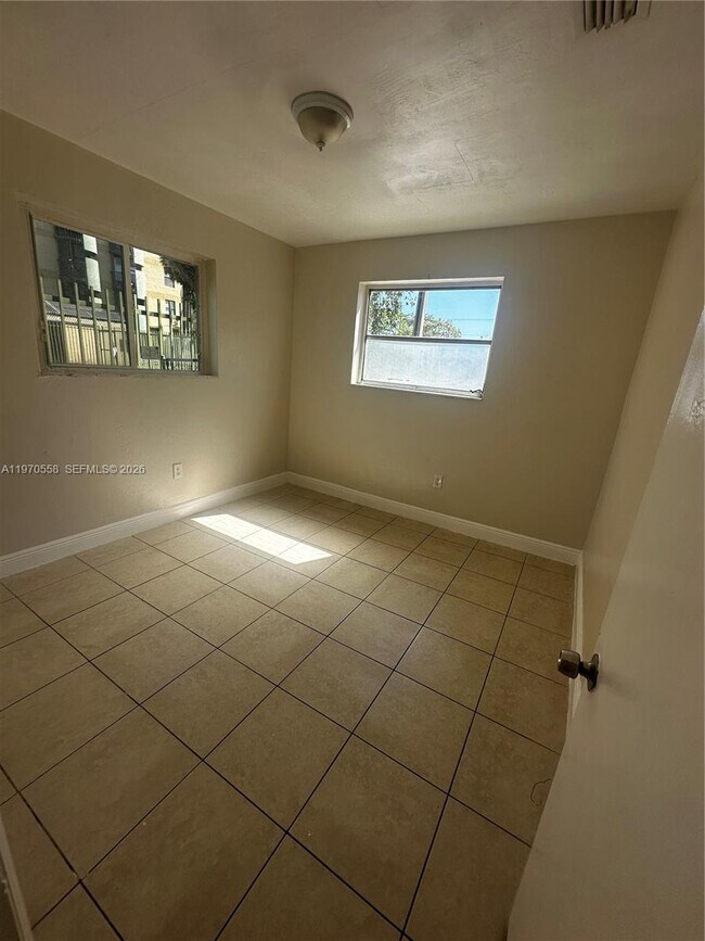 Building Photo - 237 NW 55th St