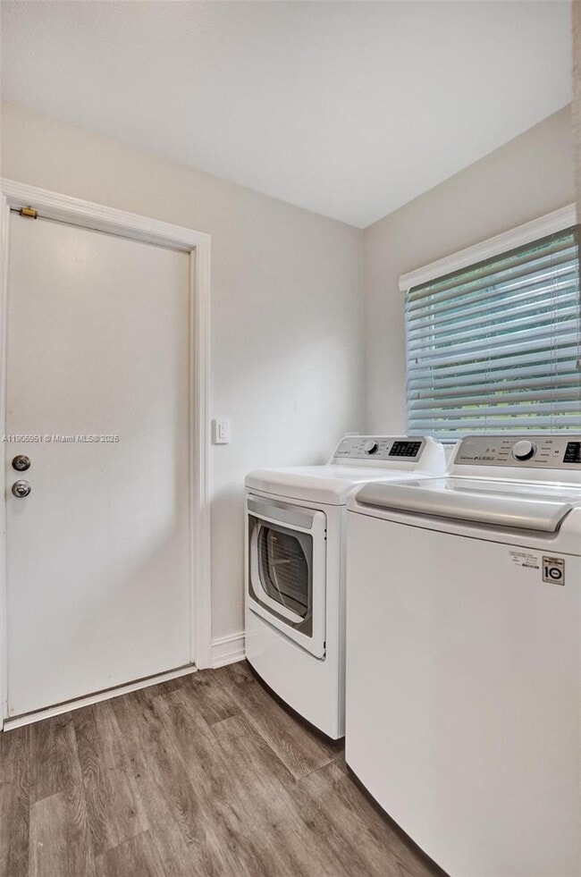 Building Photo - 3801 NW 27th Ave