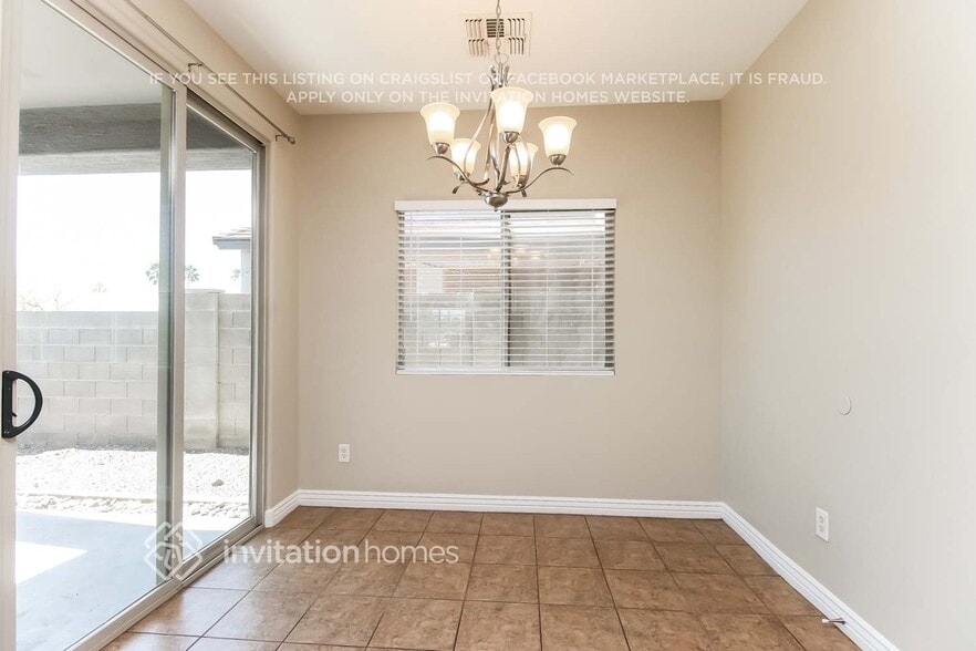 Building Photo - 254 S Aaron