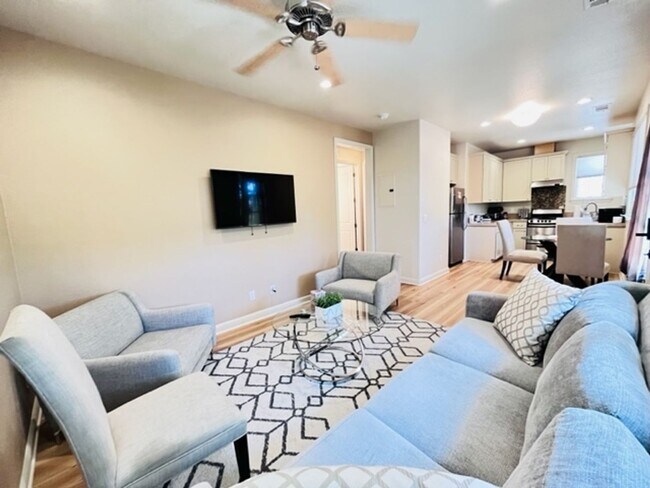 Building Photo - FURNISHED!!! Charming 2BD/1BA Single-Story...