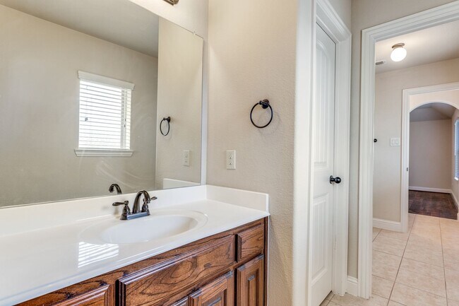 Building Photo - Spacious 4br/3.5ba Home For Lease in Prosper ISD!