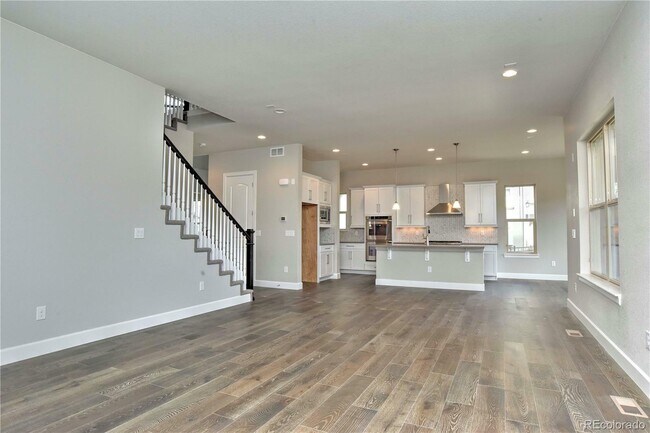 Building Photo - 6040 S Olive Ct