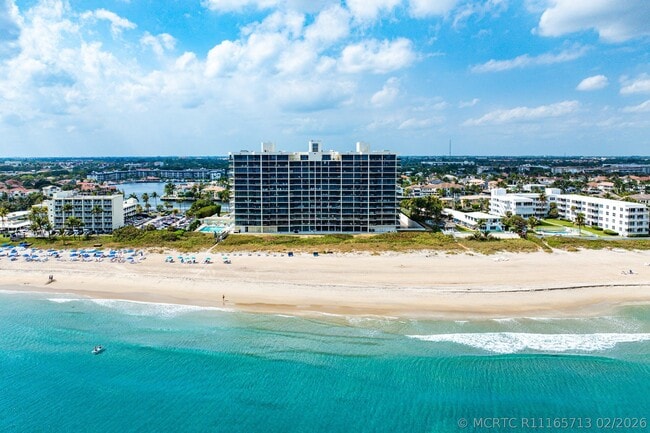 Building Photo - 2727 S Ocean Blvd