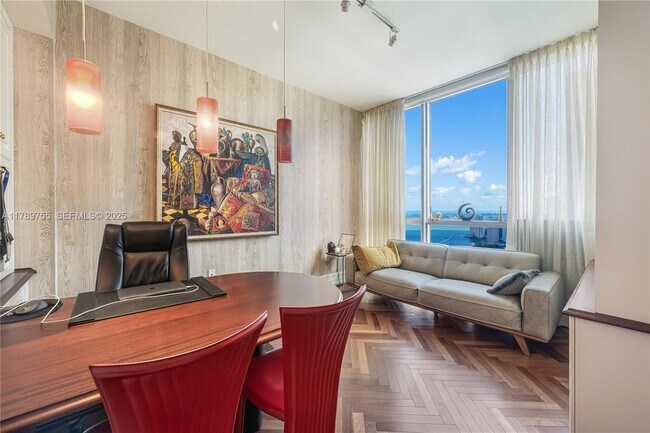 Building Photo - 1100 Biscayne Blvd