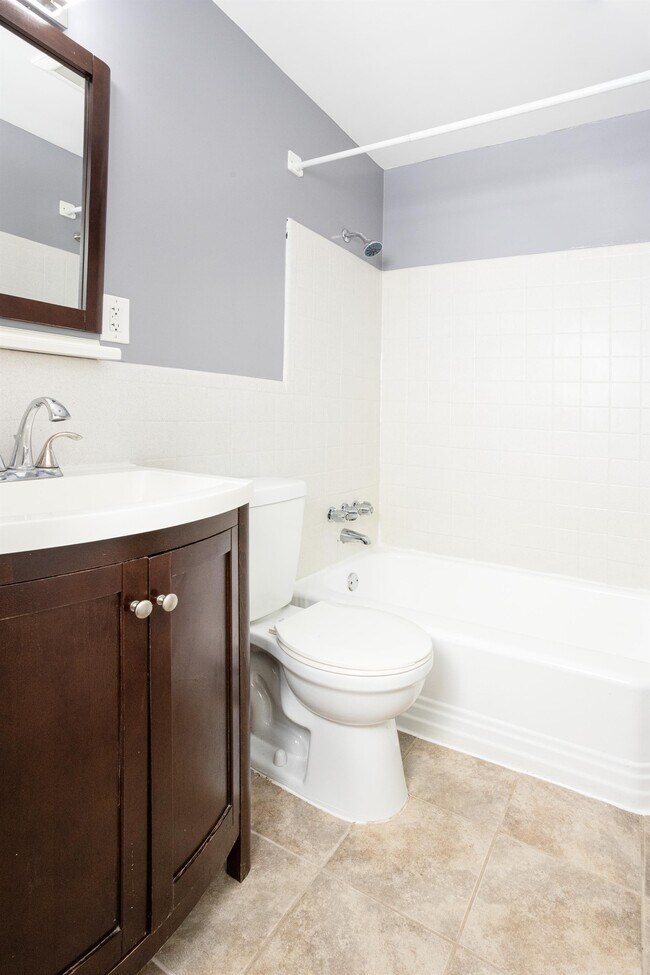 Building Photo - 8524 Manchester Rd