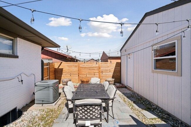 Building Photo - 3310 Ivy St