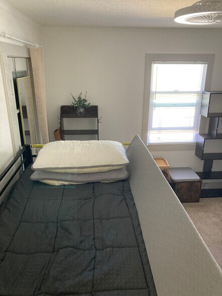 Building Photo - 3421 Belmont Ave