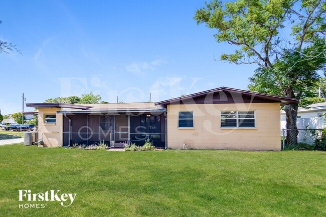 Building Photo - 4818 W Bay Villa Ave