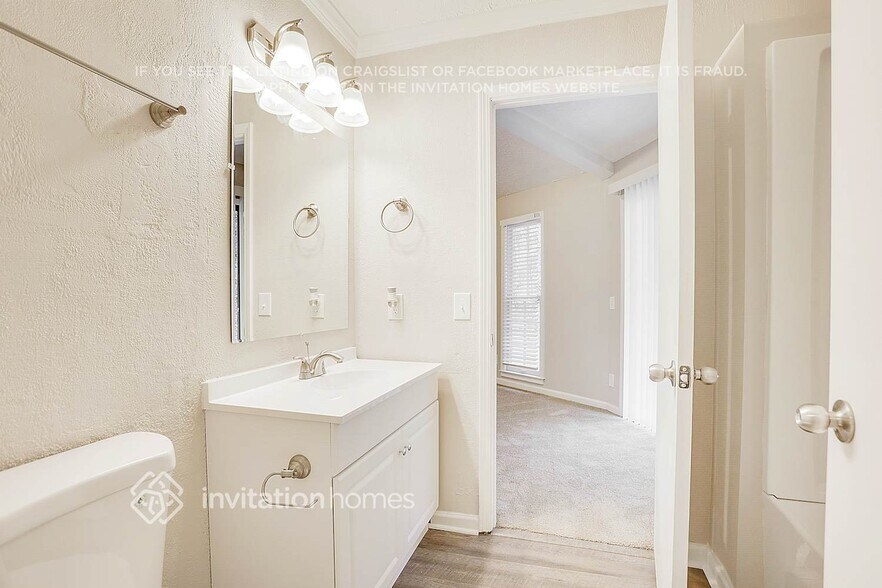 Building Photo - 194 Eagle Ct