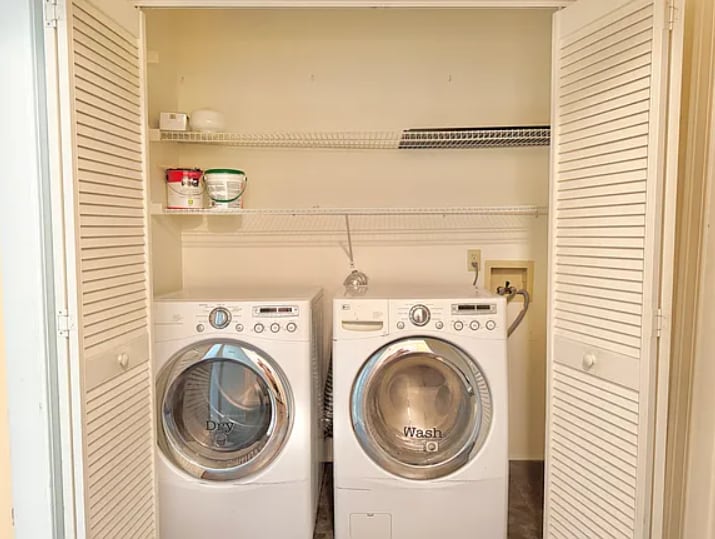 Building Photo - 38 Franklin St