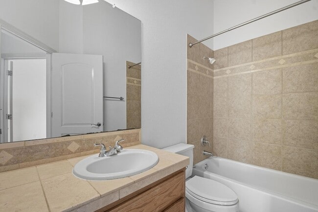Building Photo - 117 Hornsby Trail