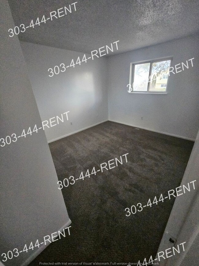 Building Photo - Rent Recently Lowered!!! Convenient 3 bedroom!!!!