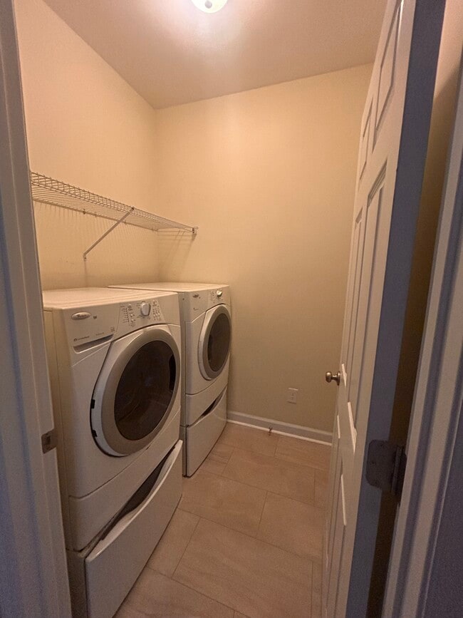 Building Photo - 4304 Dublin Rd