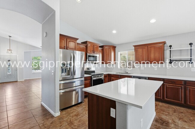 Building Photo - 12148 W Electra Ln