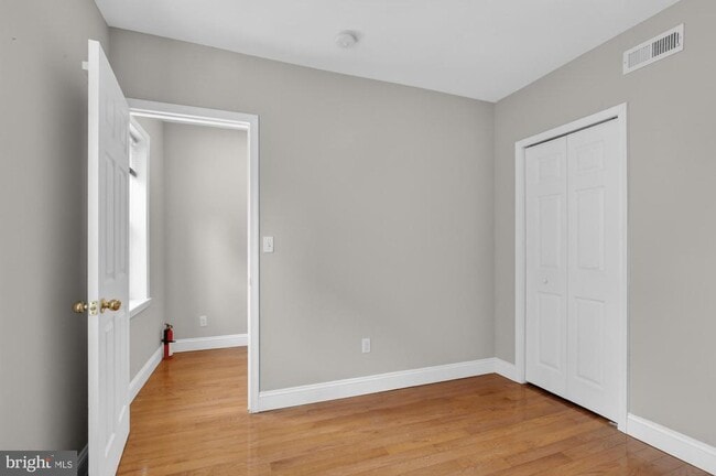 Building Photo - 1304 S Fairhill St