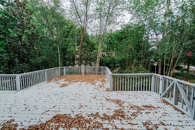 Building Photo - 2000 Square feet, of gorgeous living space in Hot Springs Village.