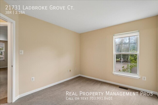 Building Photo - 21731 Ladbroke Grove Ct