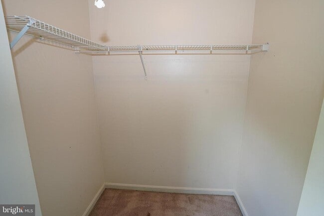 Building Photo - 7862 Centergate Ct