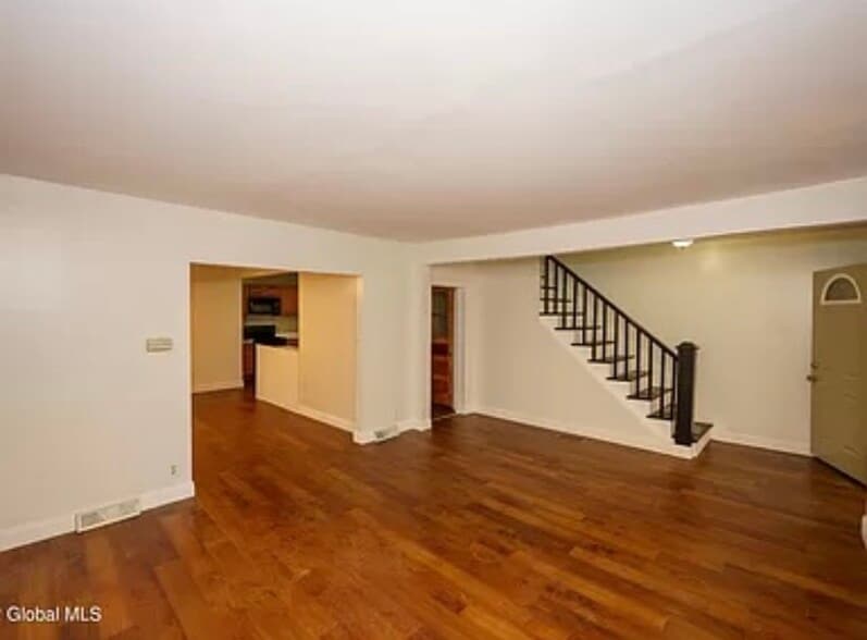 Building Photo - 1508 Tibbits Ave