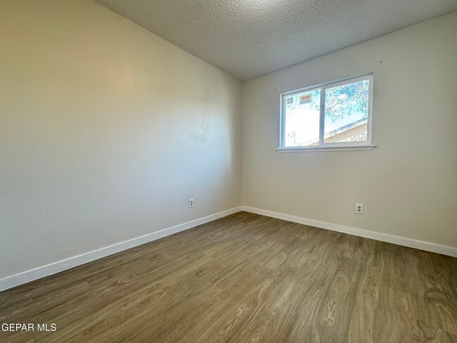 Building Photo - 147 Belvidere St