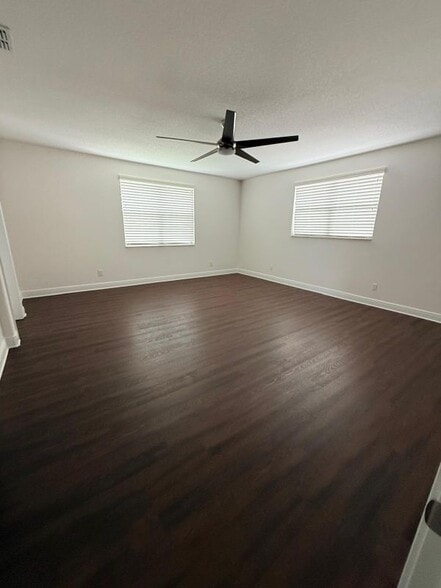 Building Photo - 14333 Bella Ln