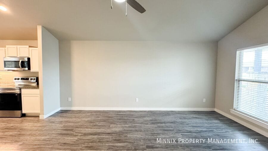 Building Photo - 3219 Abbeville Ave