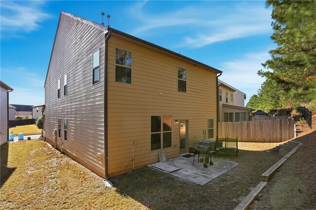 Building Photo - 341 Emporia Loop