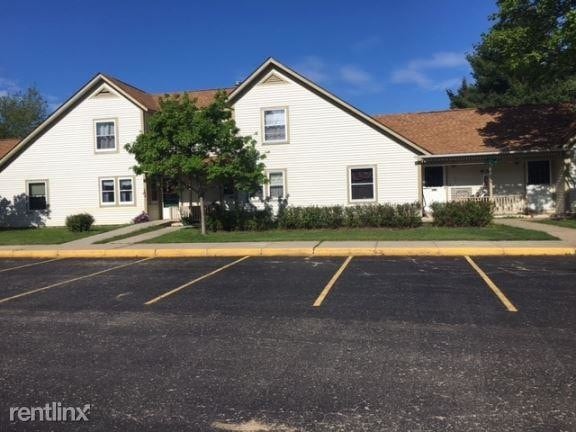 Building Photo - 2 bedroom in Empire MI 49630