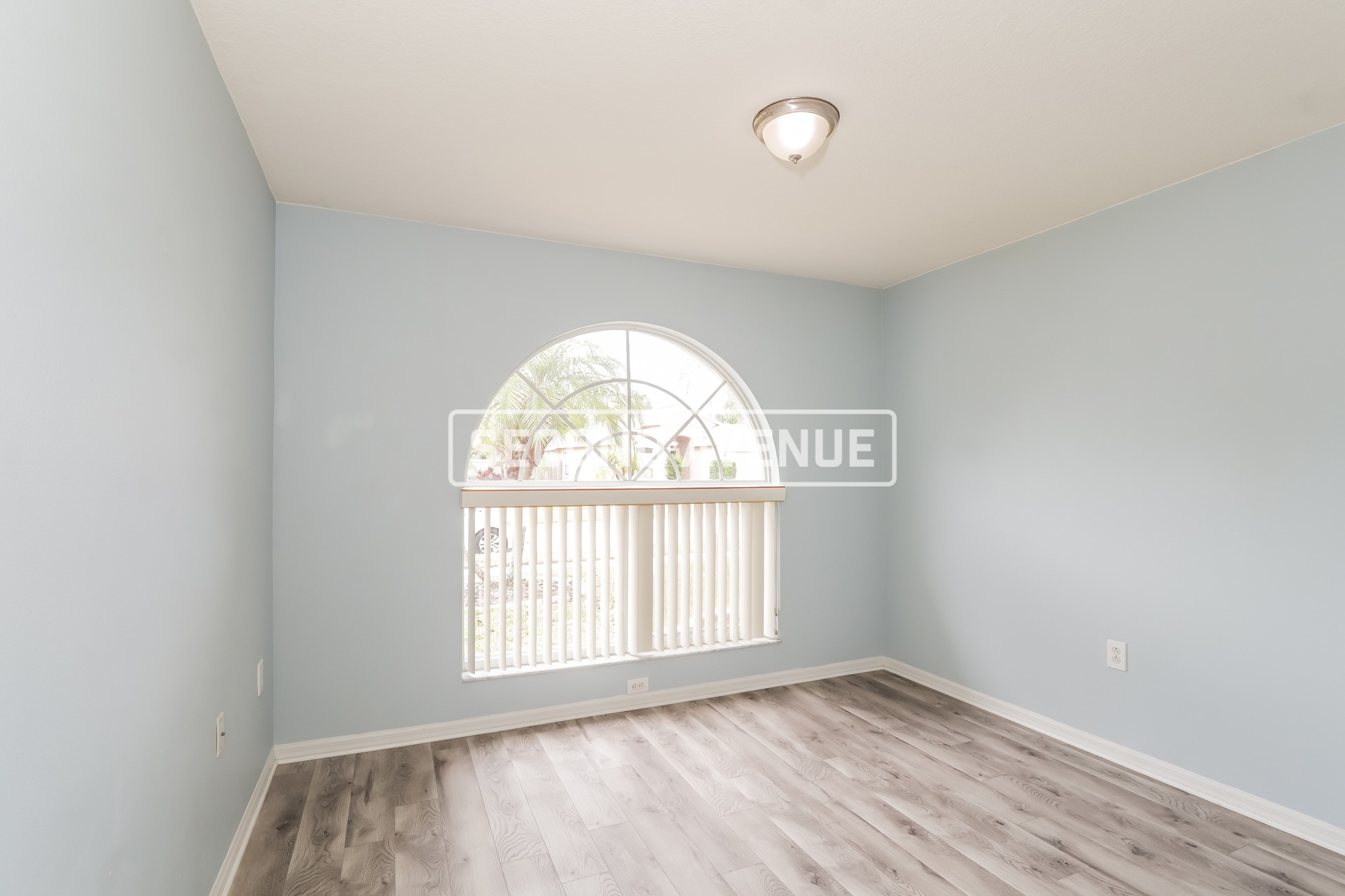 Building Photo - 4622 Tailfeather Ct