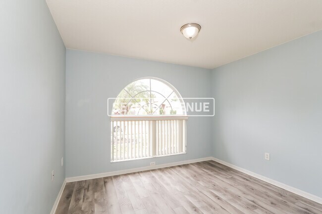 Building Photo - 4622 Tailfeather Ct