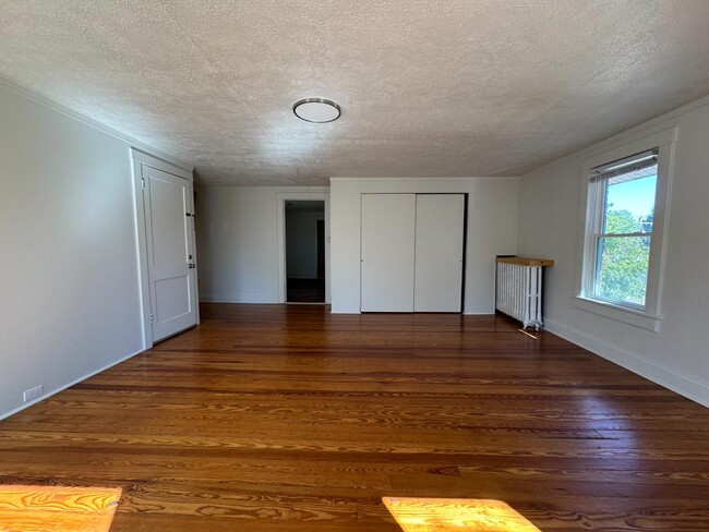 Building Photo - 15 Virginia Ave