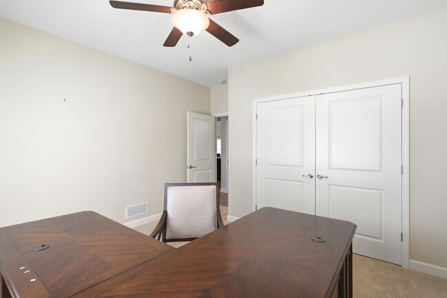 Building Photo - 2409 Boulder Springs Dr