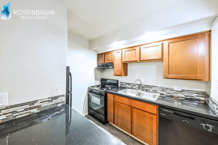 Building Photo - 6320 N 16th St