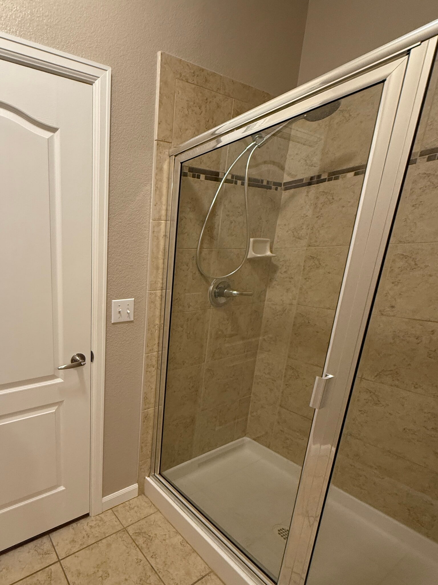 Primary Bathroom - 6253 Kilmer Loop