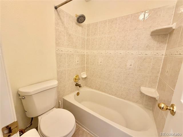 Building Photo - 17045 Hastings Ave