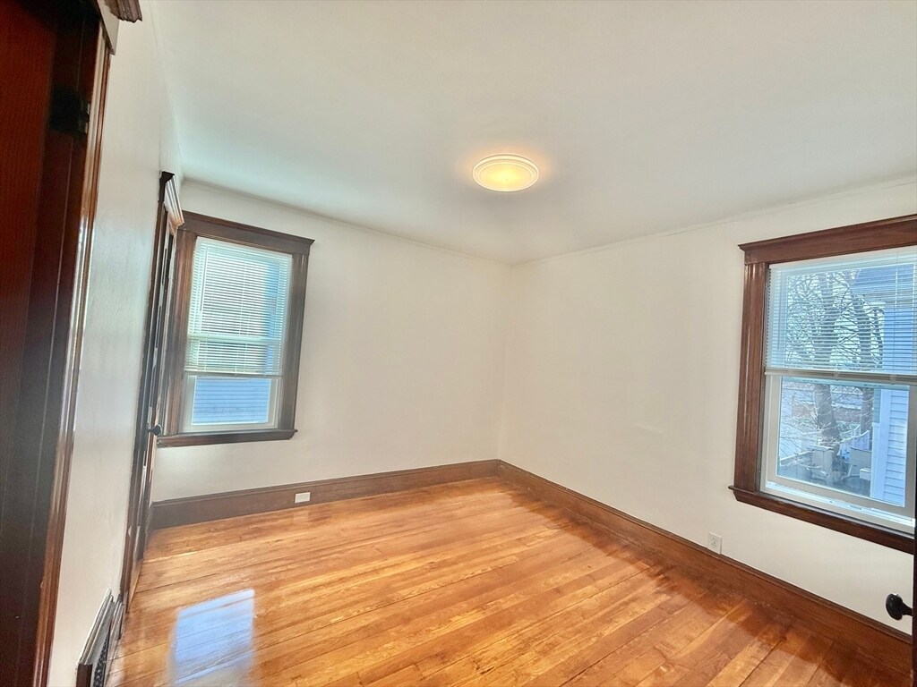 Building Photo - 29 Hollis St