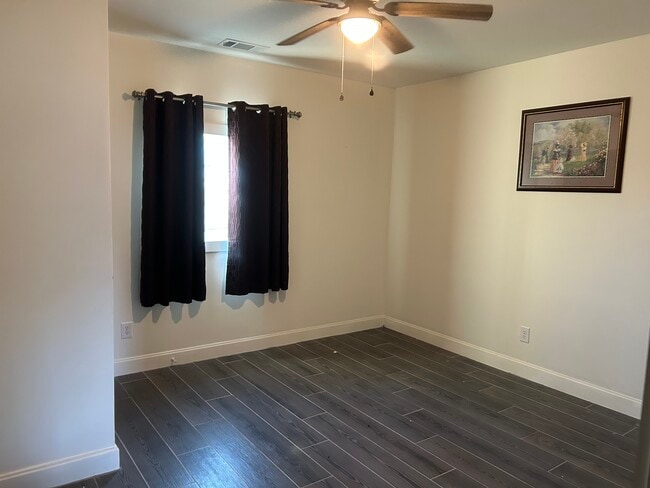 Building Photo - 2857 Farm-To-Market Rd 322