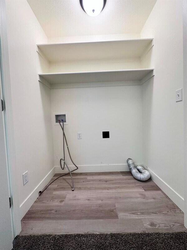Building Photo - 250 1200 S
