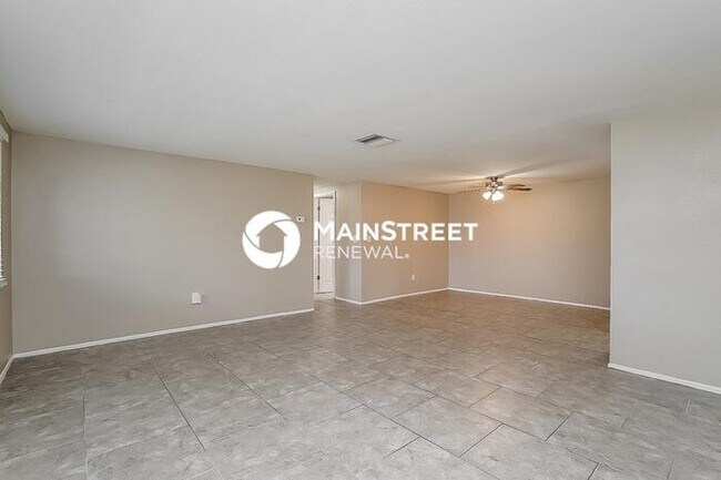 Building Photo - 2 Bedroom Pet-Friendly Home in Port Richey...