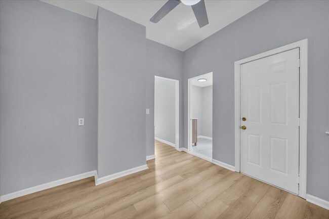 Building Photo - 408 Mt Vernon St