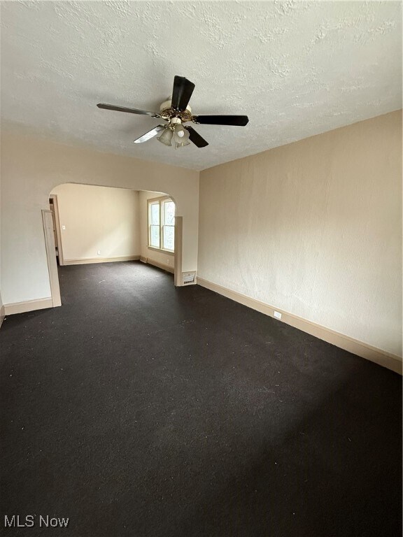 Building Photo - 3147 W 82nd St