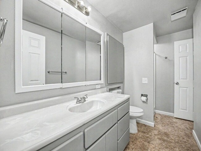 Building Photo - Spacious 4-Bedroom Lacey Home with A/C, Basement Bonus Space & Wetlands Privacy