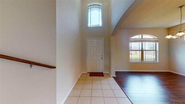 Building Photo - 3818 St Simon Manor Dr