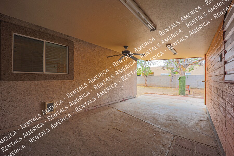 Building Photo - 771 E Laredo St