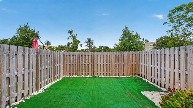 Building Photo - 12123 NW 23rd Ct