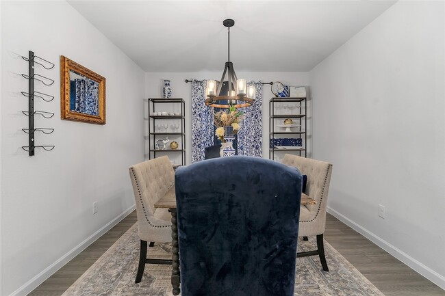 Building Photo - 845 Sugartree Dr