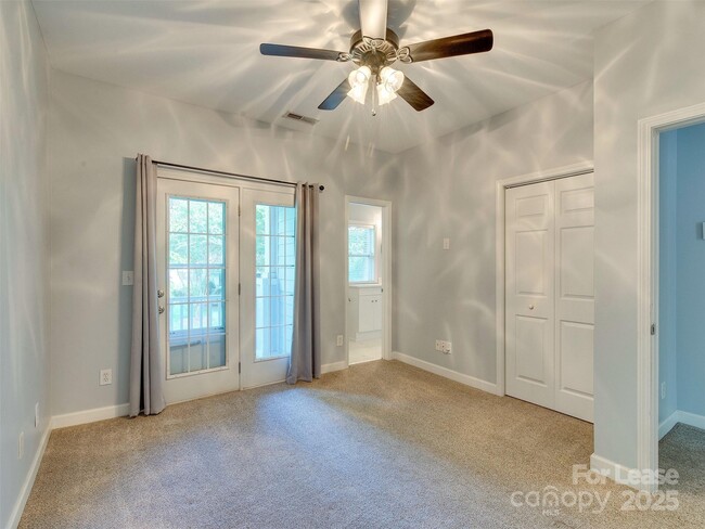 Building Photo - 1571 Pecan Ave